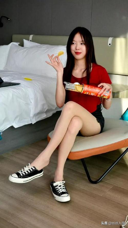 肉丝在线视频,揭秘网络直播的诱惑与风险