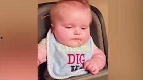婴儿搞笑视频大全视频,搞笑视频集锦,萌娃瞬间笑翻全场